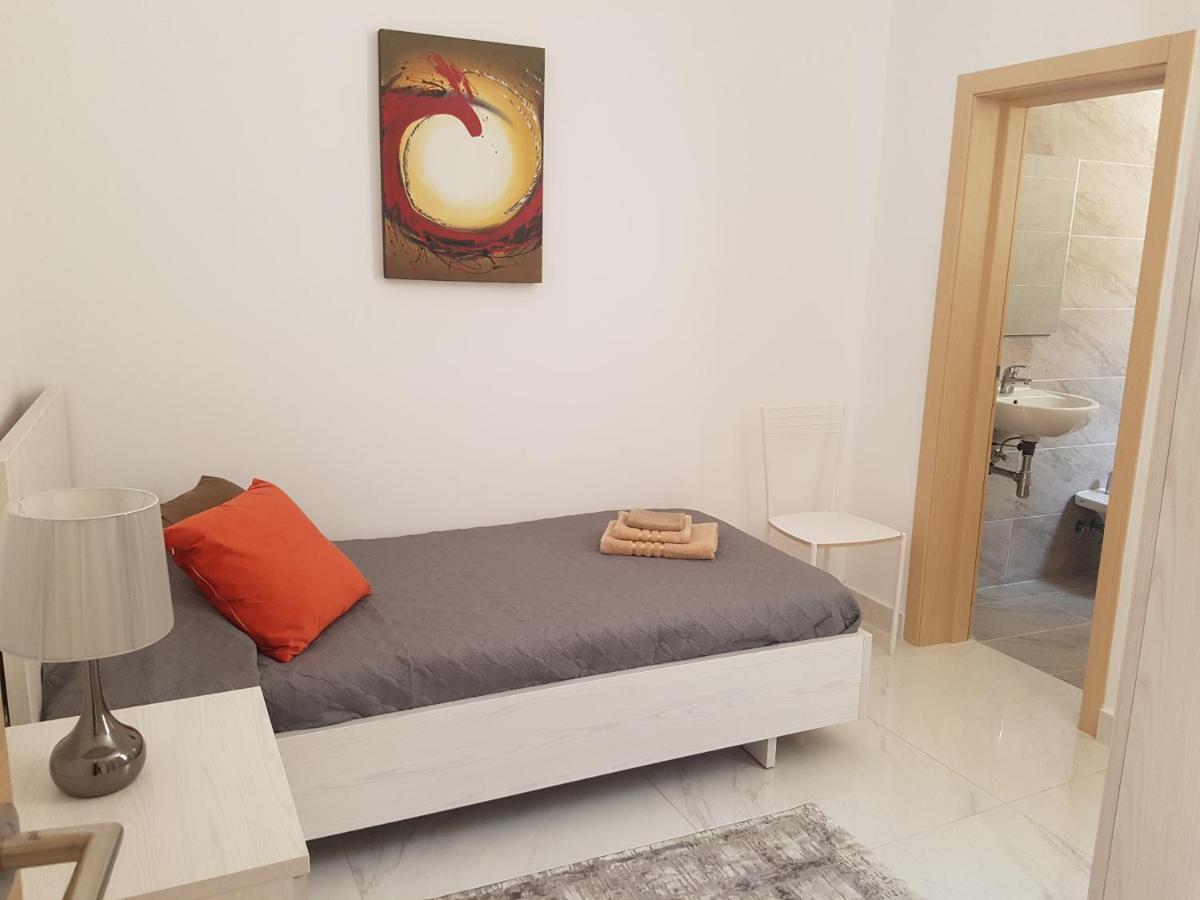Ac1- Prime Location 3 Bedroom Apt In St.Julian'S Saint Julian's Eksteriør billede